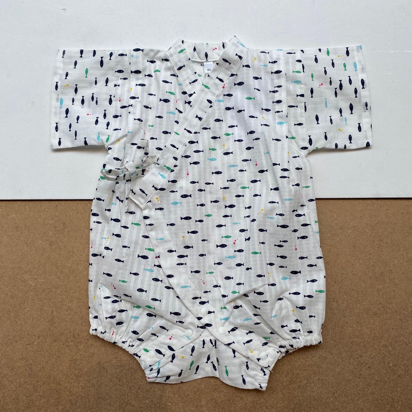 Kimono style baby wraparound bodysuit -fish white-