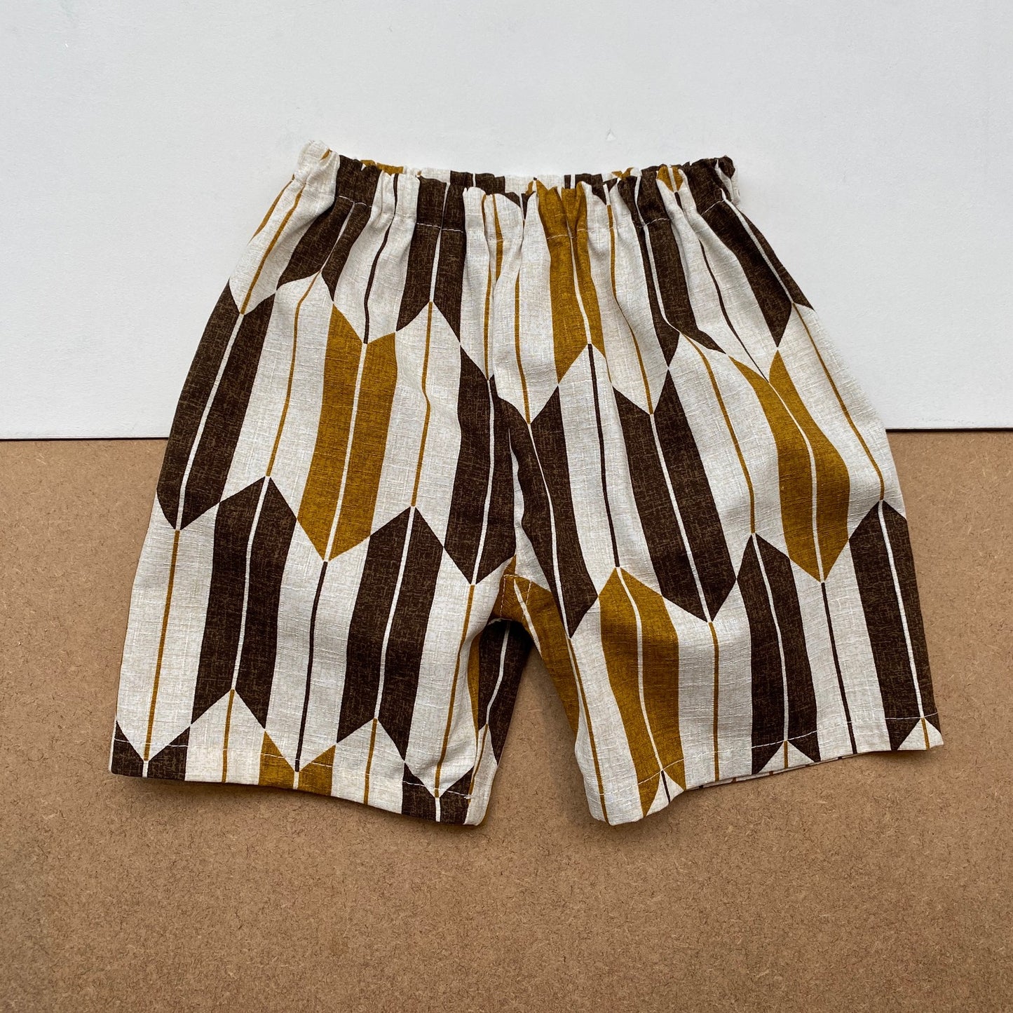 Japanese Jinbei Top and Shorts Set -Bow pattern Brown-