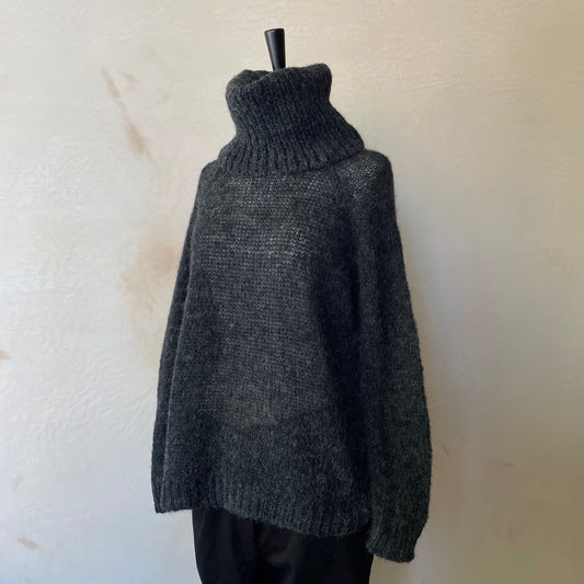Emine Loom Roll Neck Raglan Sweater -Anthracite Grey-