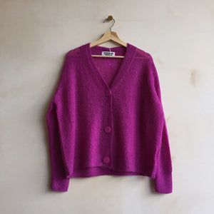 Mohair Cardigan  with wooden button -Beige-