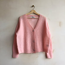 Mohair Cardigan  with wooden button -Beige-